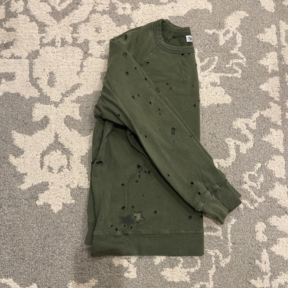 Sweatshirt